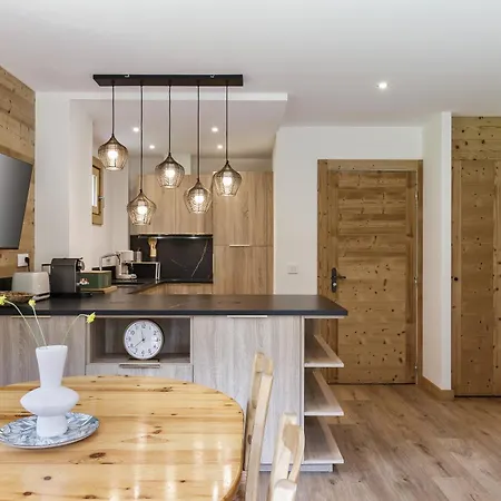 Kv - Moderne 2ch Vue Mtblanc Terrasse Brevent 3mn * שאמוני