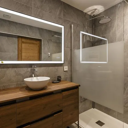 Kv - Moderne 2ch Vue Mtblanc Terrasse Brevent 3mn דירה שאמוני